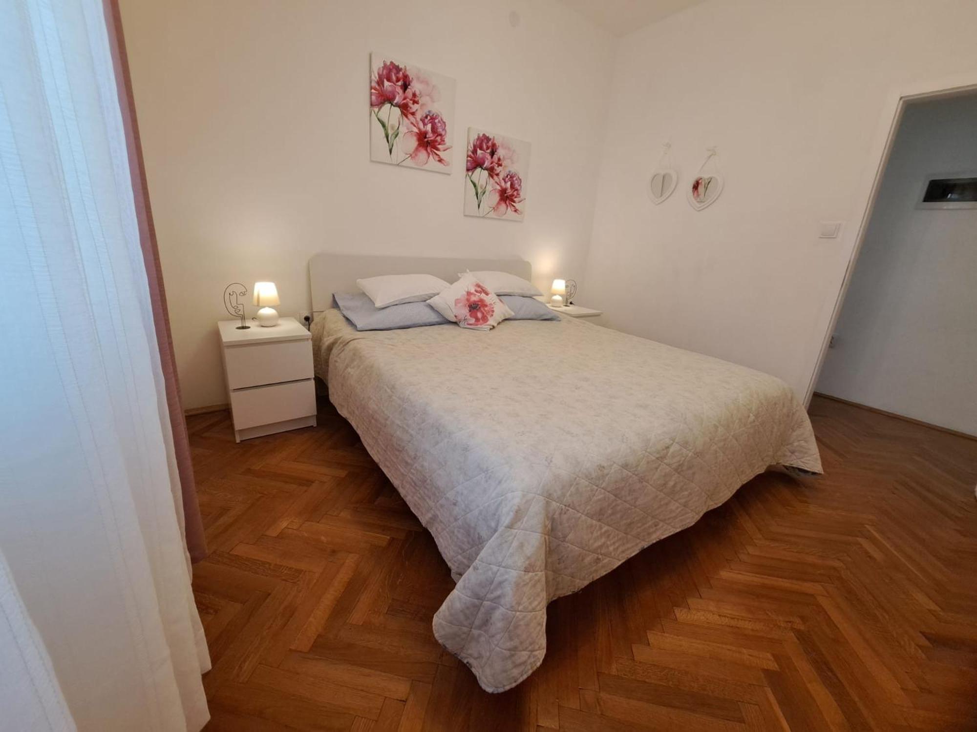 Ani Apartment *