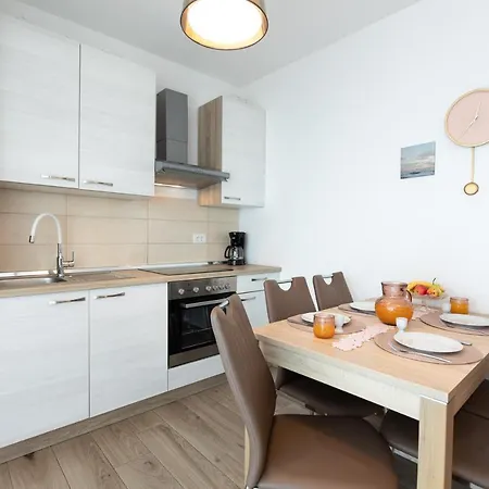 Apartments Ani Dramalj Exterior photo