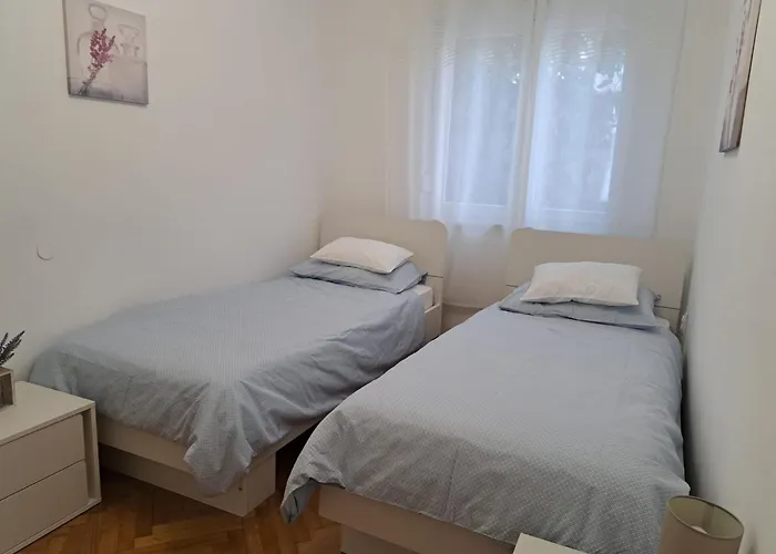 Apartments Ani