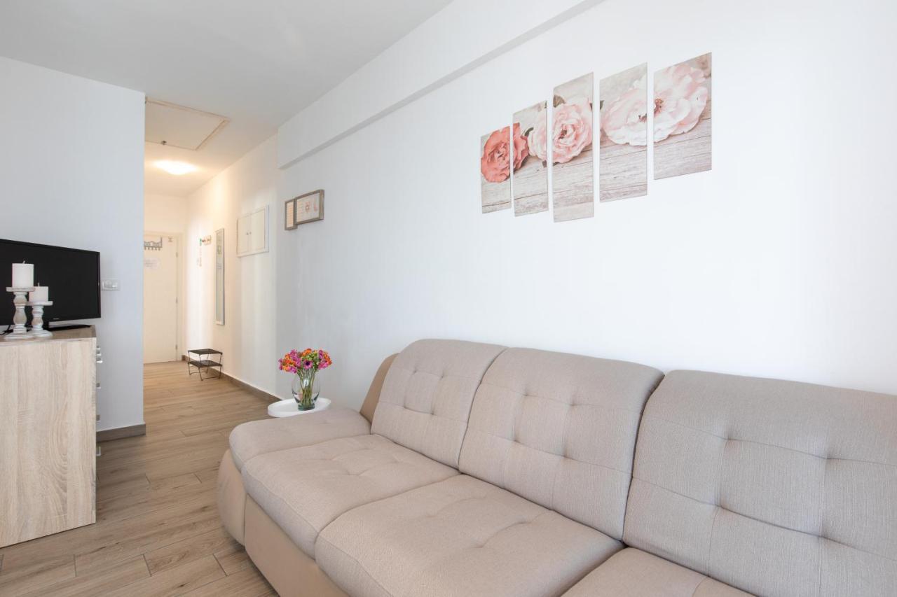 Apartment Ani