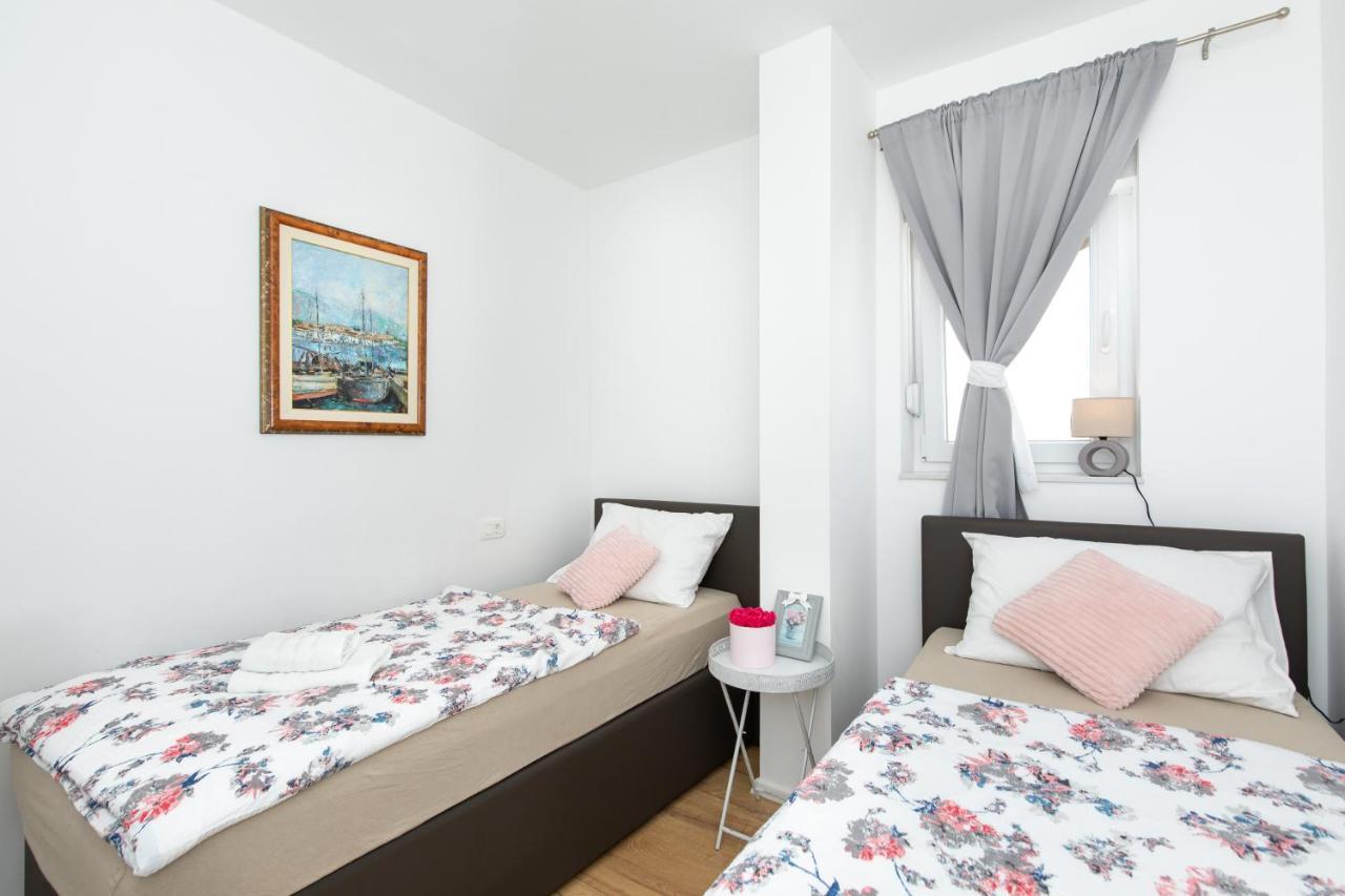 Apartment Ani