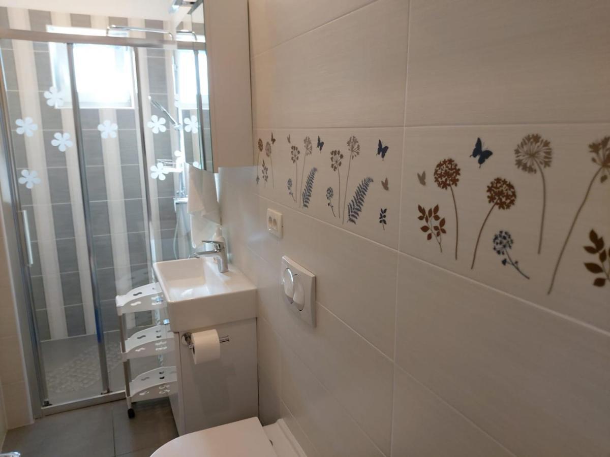 Apartment Ani